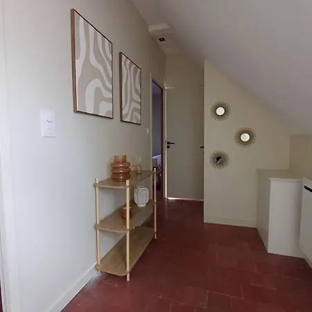 Le Du Monastere Luxe Discret Entre A 5minutes Et Campagne Normande Parking 2 Voitures Сasa de vacaciones